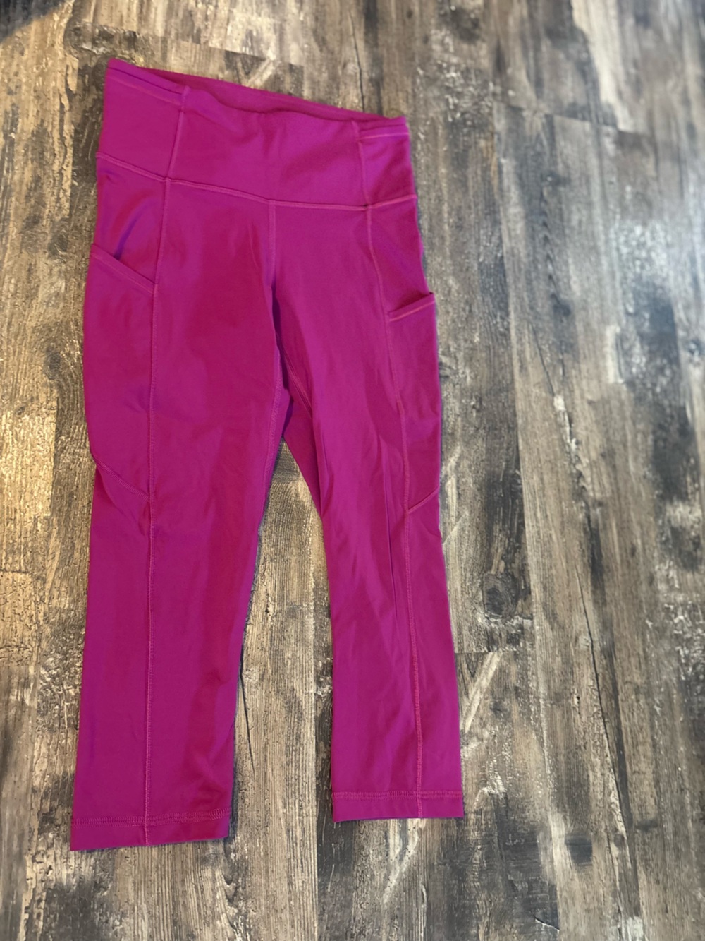 lululemon athletica Magenta Capris with Side Pockets